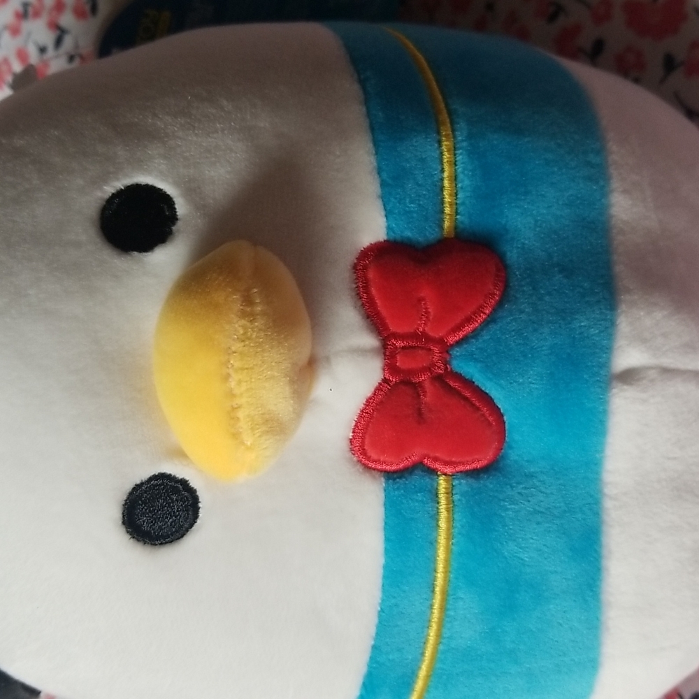 Brand new Squishmallows Disney Donald Duck Pillow 8” - Picture 3 of 9